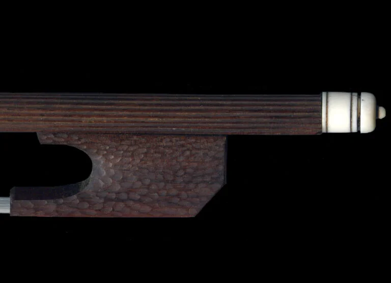 av12